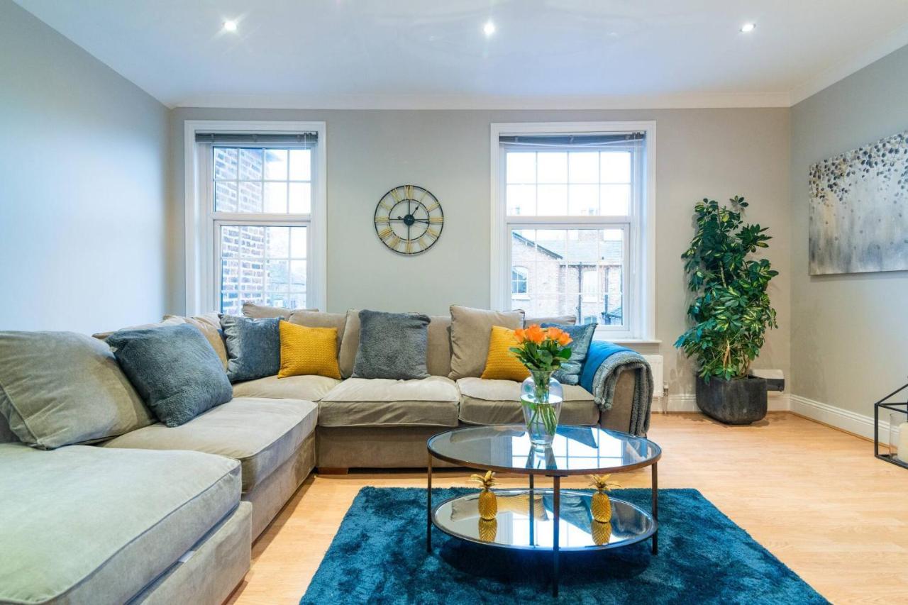 Modern Living 2 Bedroom Apartment South Wilmslow Exterior foto